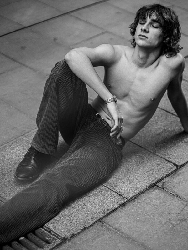 Alejandro Kayden | 2025 | 3-2025-11-27-19-53-09 5