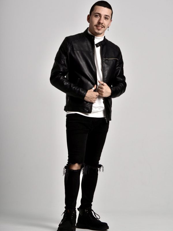 Ángel Bru | 2026 | 0Ángel Bru | 2026 | 92757930