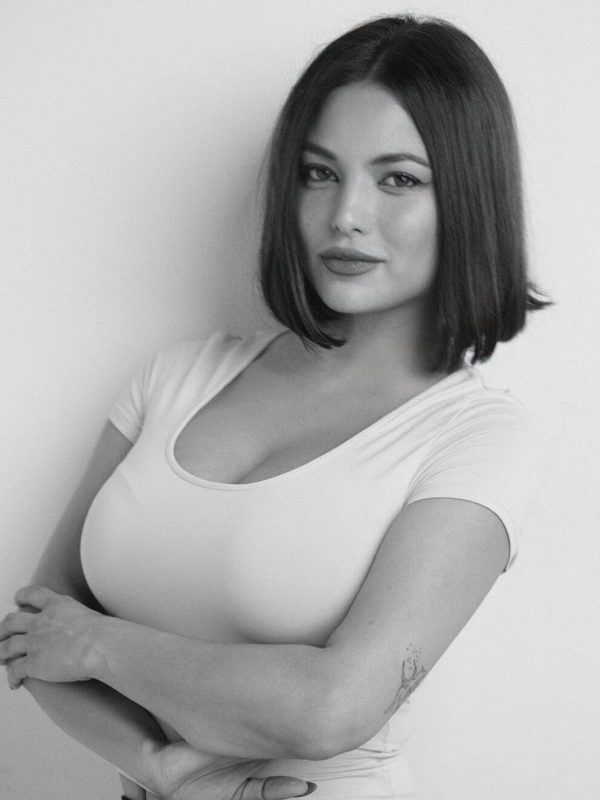 Elisa Mouliaá _ 2026